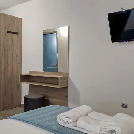 بيت ضيافة Alimos