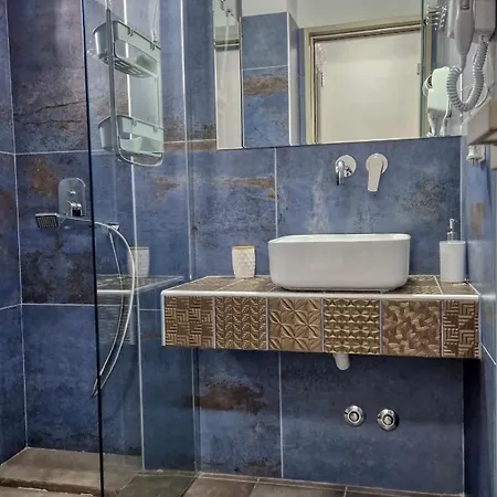 Alimos Guest house *
